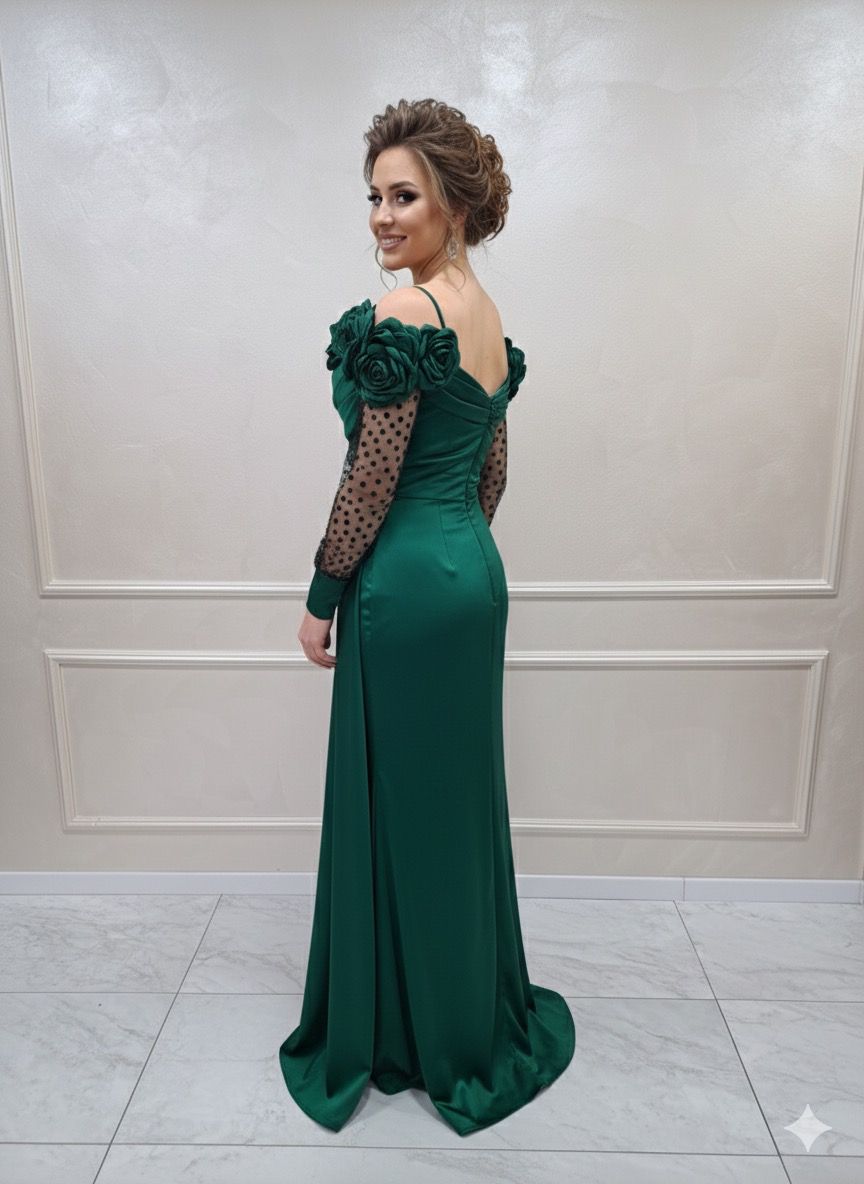 WhatsApp Image 2025-12-12 at 11.14.00 (1)