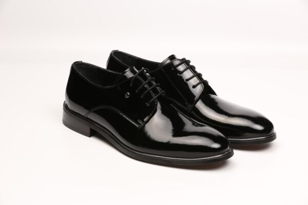 Pantofi bărbătești de ocazie cu piele naturală, talpă interioară moale și construcție ergonomică, stil formal – Negru Lucios