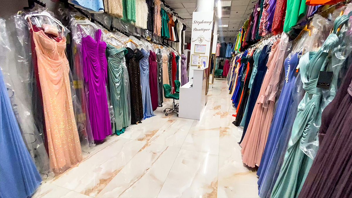 Rochii și zonă de consiliere Stephany Boutique etajul 1